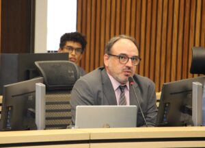 Advogado Danilo Chammas durante a audiencia